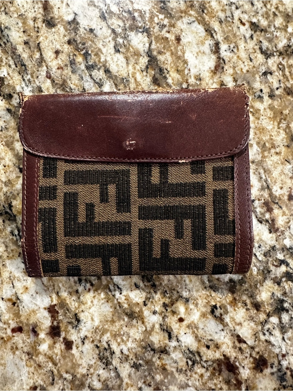 Fendi Zucca FF Logo Wallet, vintage- look at all pics**project piece** - Picture 2 of 14